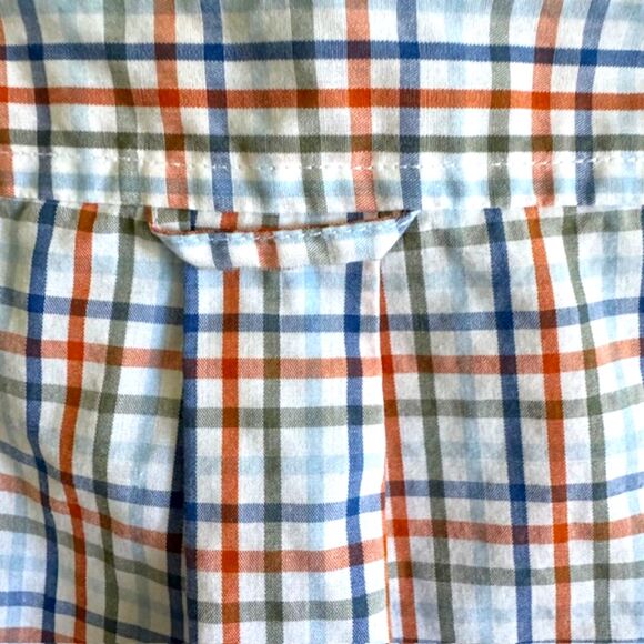 CHAPS Lot of 2 Men's SZ L SS Button Down Shirts Multi Color Checker Plaid Light - Picture 11 of 16
